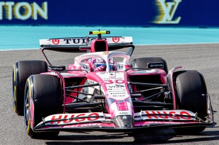 Racing Bulls - Lawson sokat tanult erről az ellentmondásos F1-es témáról az Alonsóval való találkozó után